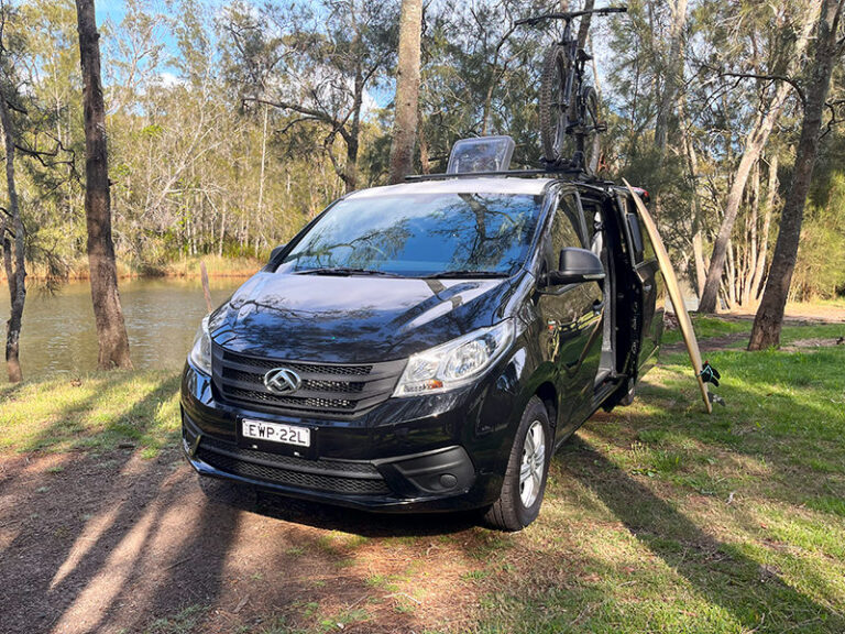 Frontline-Campervan-LDV-1109-02