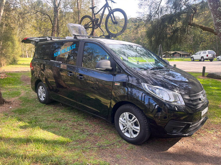 Frontline-Campervan-LDV-1109-04