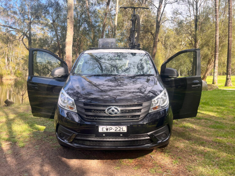 Frontline-Campervan-LDV-1109-05