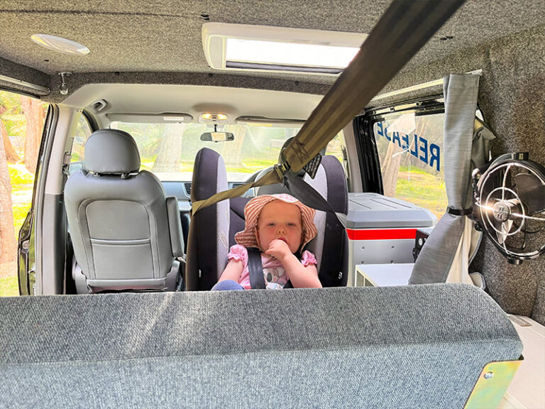 Frontline-Campervan-LDV-1109-10