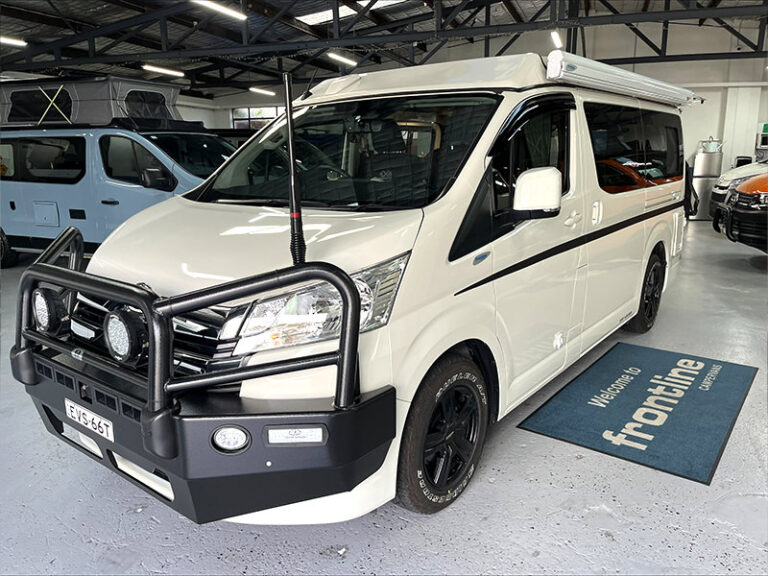 1183-Frontline-Camper-Toyota-Hiace-01